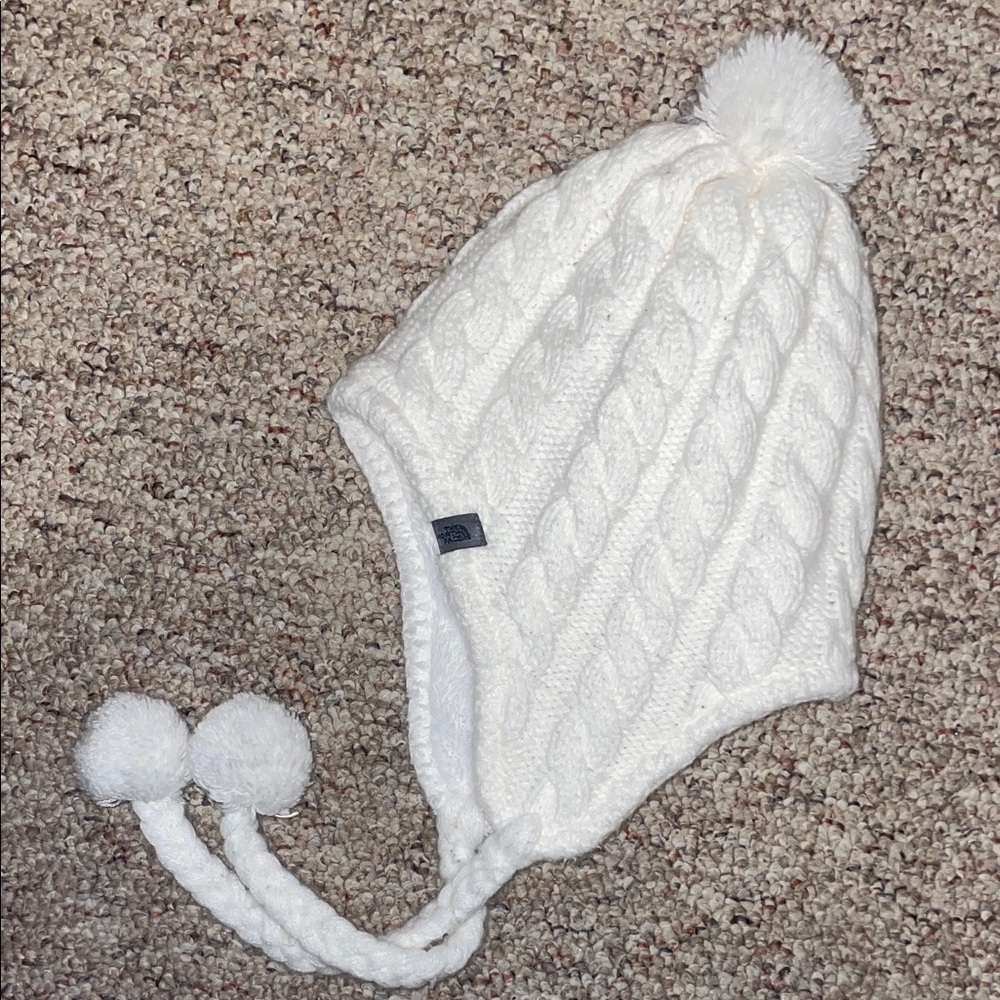 North Face White Cable Knit Pom-Pom Hat
